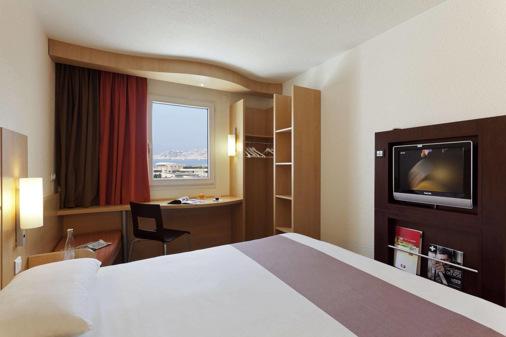 Ibis Bonneveine Calanques Plages 3* Marseille